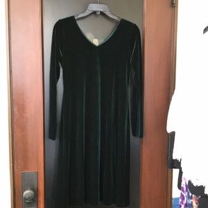 Dark green long sleeves v-neck socialcircles dress